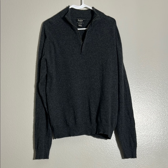 Neiman Marcus Other - Cashmere Neiman Marcus Men's Gray Sweater